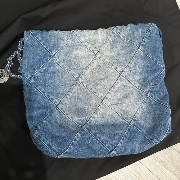 Chanel 22 Denim Hobo - NWT - Picture 2 of 9